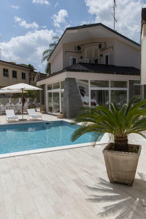 Vdl Luxury Villa فلوريديا المظهر الخارجي الصورة